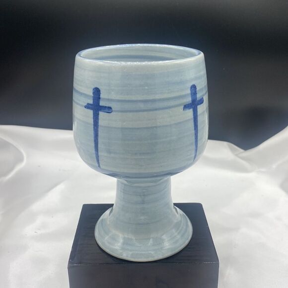 Hand Blown Vintage Louisville Stoneware - Picture 2 of 5